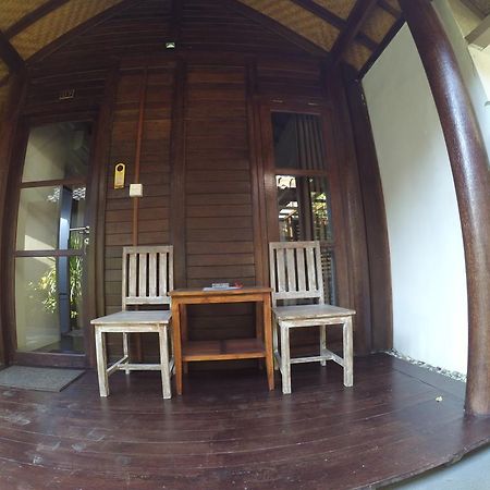 Drupadi Bungalows Gili Trawangan Exterior foto