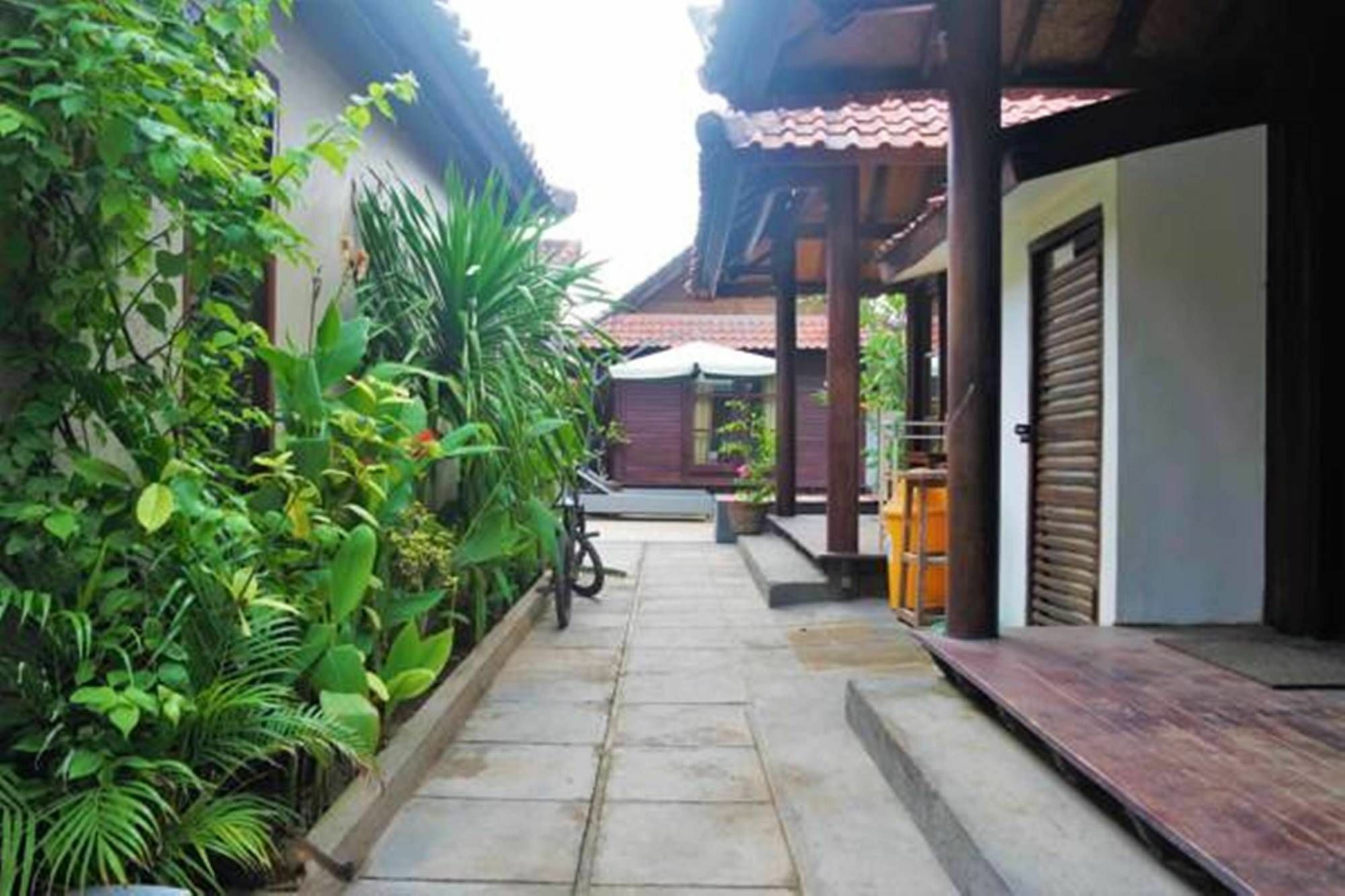 Drupadi Bungalows Gili Trawangan Exterior foto